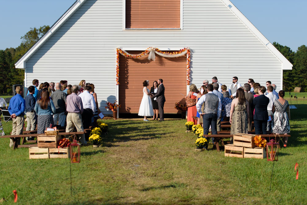 rustic barn montgomery wedding