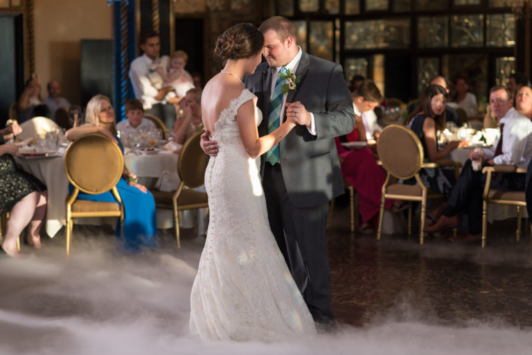 How To Plan Your Wedding Reception