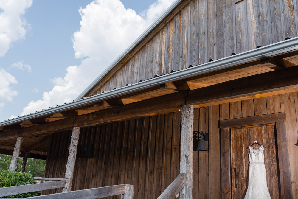 Soggy Bottom Lodge Wedding Tuscaloosa Wedding Photographer Chelsea Zach Magnolia Tree Media