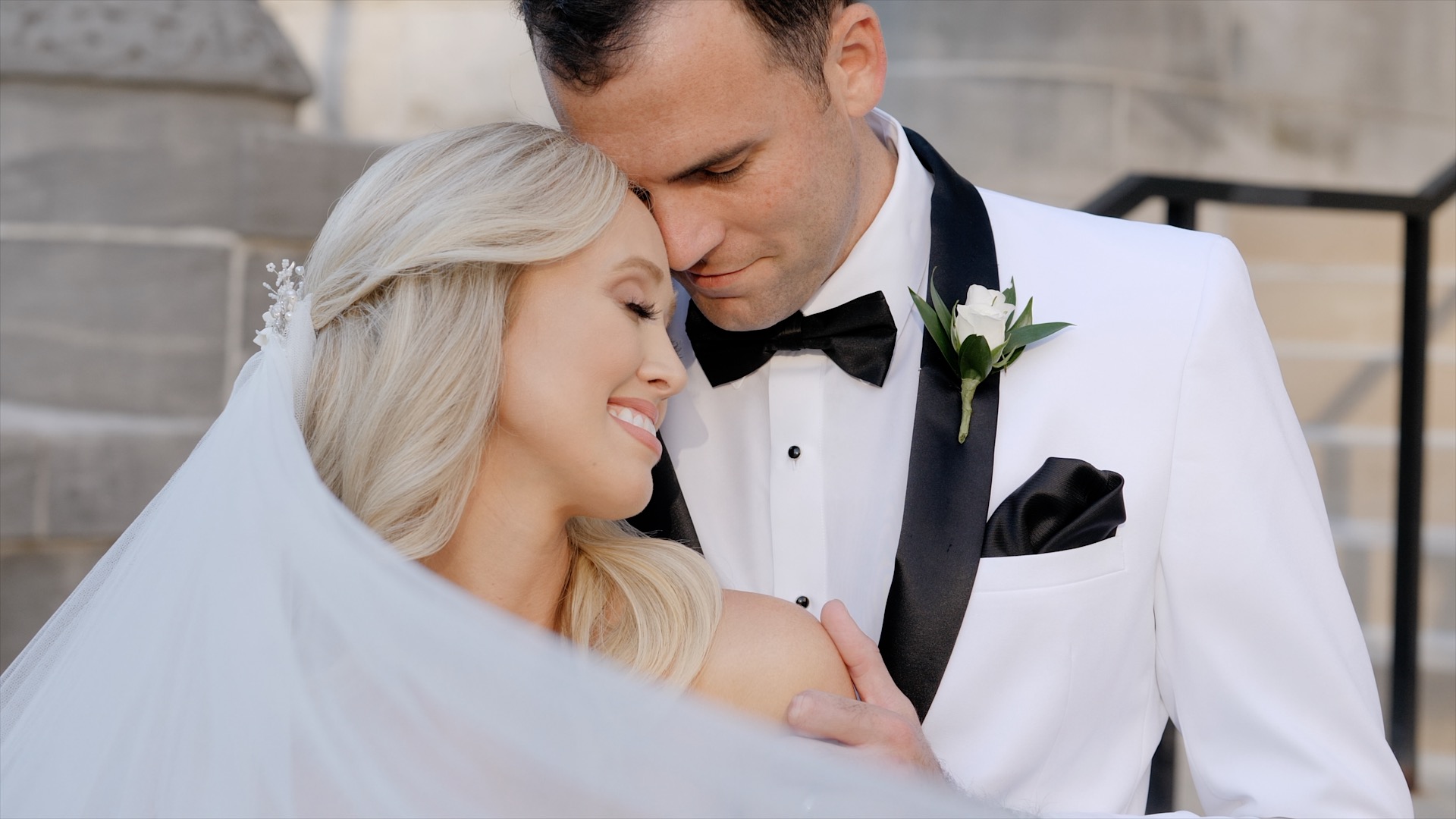Lexington KY wedding videographer capturing a beautiful moment