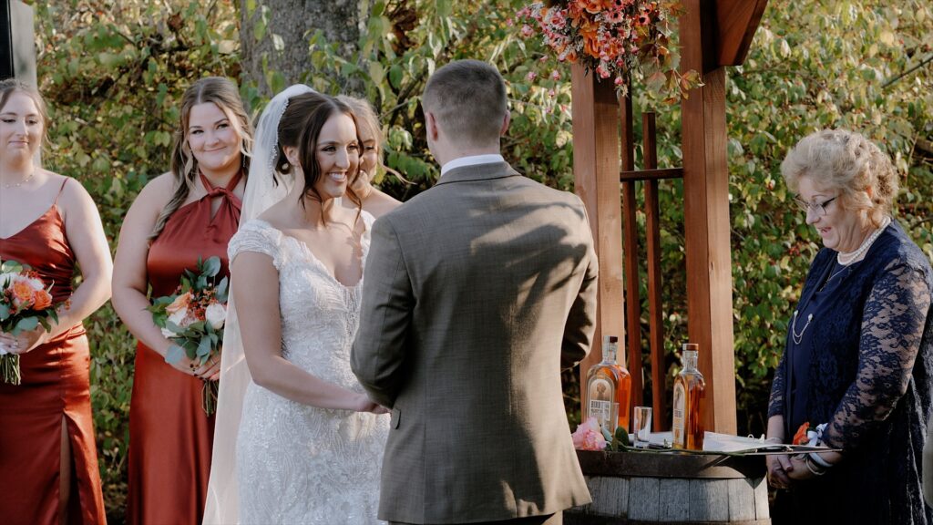 outdoor wedding ceremony at rolling meadows