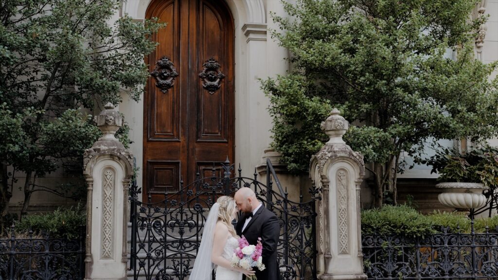 downtown cincinnati wedding portraits