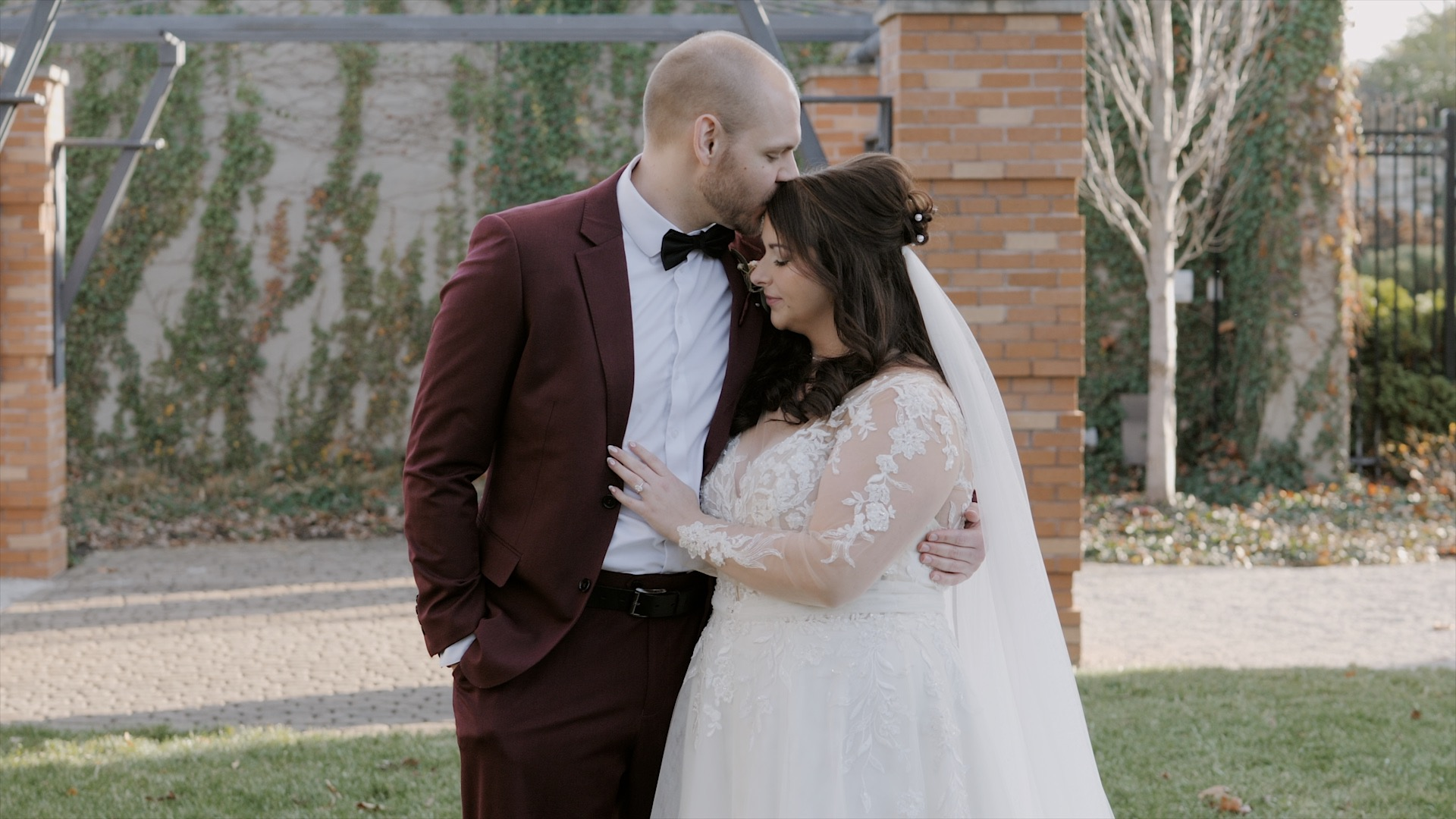 wedding couple at steam plant dayton